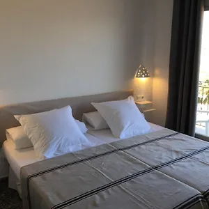 Flamingo Hotel